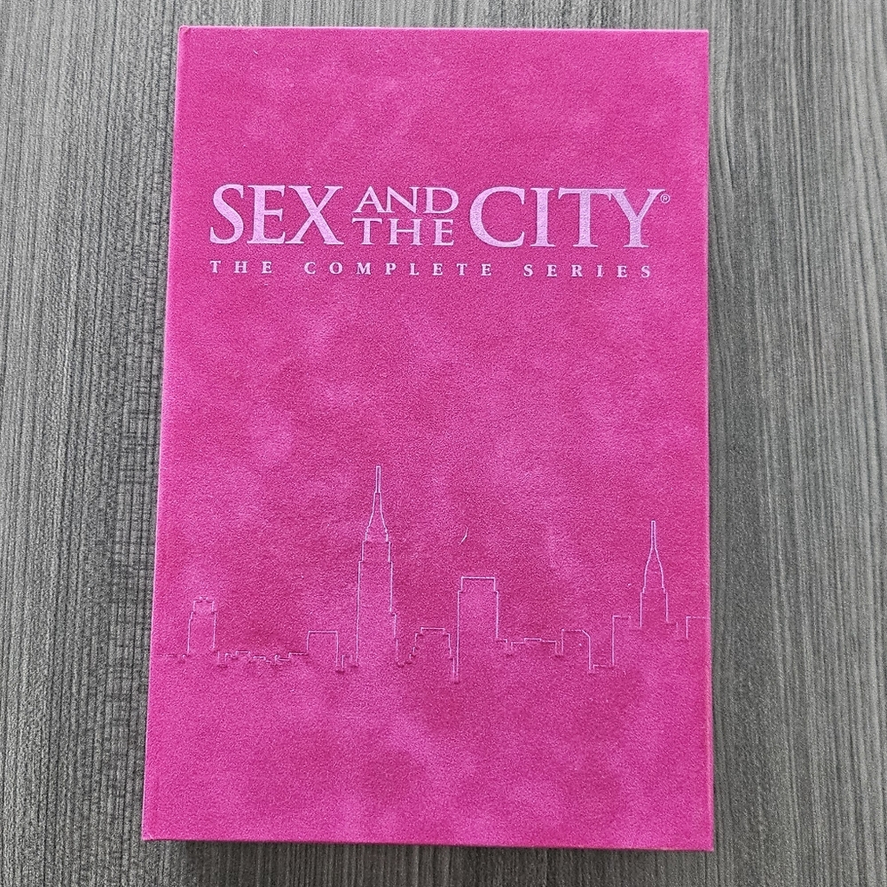Sex In The City Complete DVD Series - Pink Velvet Box Collectors Edition